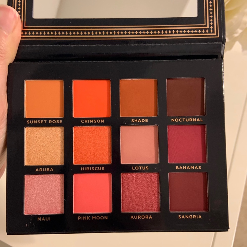 SCARLET DUSK PALETTE PALETTE